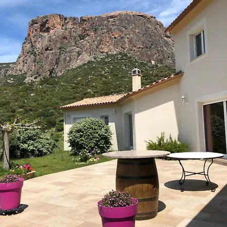 Maison De Afa